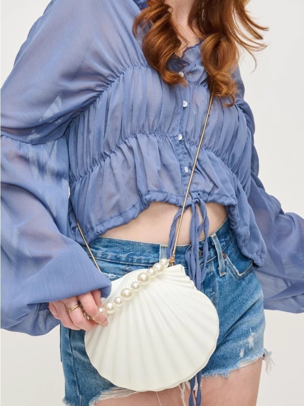 Sadia White Shell-Shaped Pearl Handle Crossbody Bag